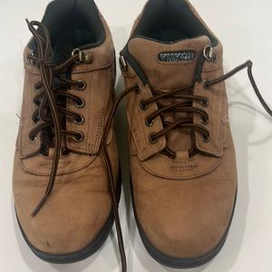 Yukon Shoes (tourist)